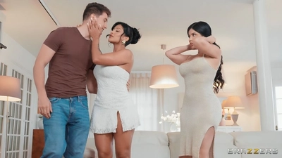 Her New Big Titty Friend [BrazzersExxtra] Mariana Martix, Sara Retali