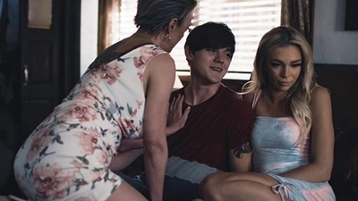 Share With Your Brother – MommysBoy – Dee Williams, Tiffany Watson