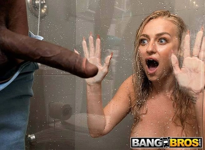 Step Brother Has a Third Leg – [MonstersOfCock] Elana Bunnz