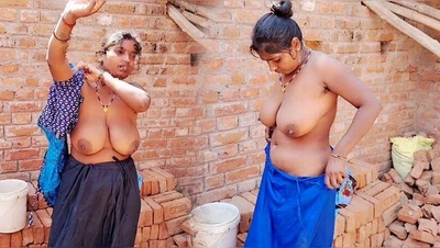 Big Boobs Hot and Sexy Wife Ragini Changing Her Cloth Fingering Cremie Pussy After Bathing