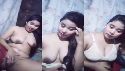 Bangladeshi Beautiful Village Girl Showing