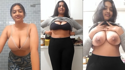 Beautiful Girl Showing Riding Hard Doggy Fucking Loud Moaning